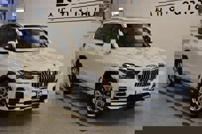 Used 2022 BMW X5 xDrive40i w/ Parking Assistance Package