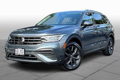 Used 2022 Volkswagen Tiguan SE