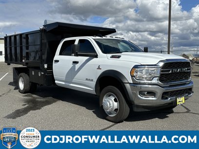 New 2022 RAM 5500 Tradesman w/ Chrome Appearance Group
