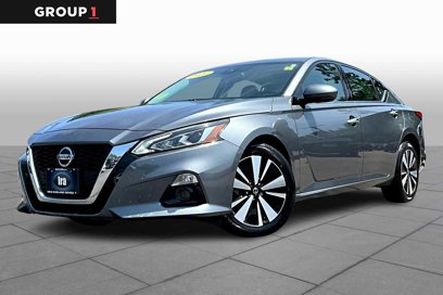 Used 2020 Nissan Altima 2.5 SV