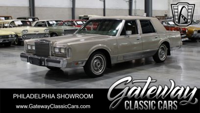 Used 1988 Lincoln Town Car Signature