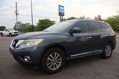 Used 2013 Nissan Pathfinder SL w/ SL Premium Pkg