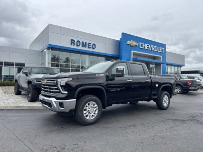 New 2025 Chevrolet Silverado 3500 LTZ w/ LTZ Premium Package