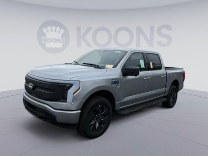 New 2024 Ford F150 Lightning 4x4 SuperCrew w/ Max Trailer Tow Package