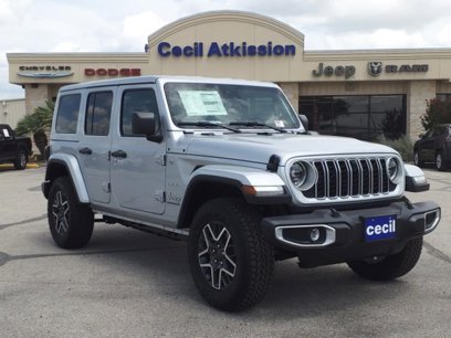 New 2024 Jeep Wrangler Sahara w/ Dual Top Group