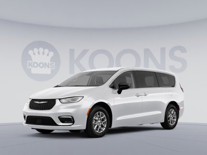 Used 2024 Chrysler Pacifica Touring-L