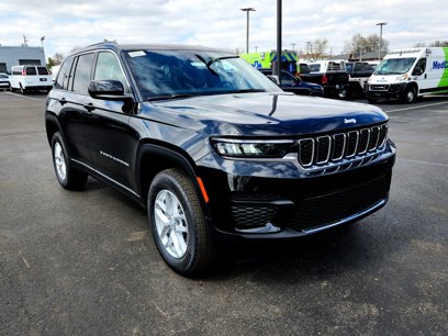 New 2025 Jeep Grand Cherokee Laredo
