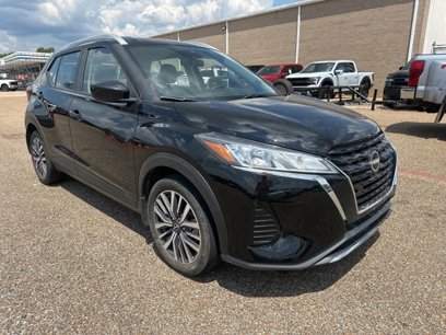 Used 2023 Nissan Kicks SV