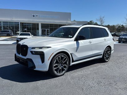 New 2025 BMW X7 M60i
