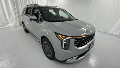 New 2026 Kia Carnival SX