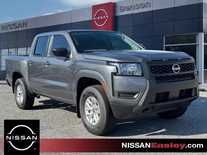 New 2025 Nissan Frontier S