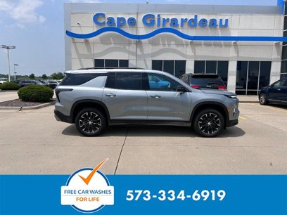 Used 2024 Chevrolet Traverse LT w/ Trailering Package