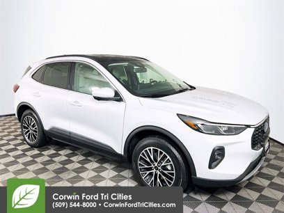 New 2025 Ford Escape SE w/ PHEV Premium Package