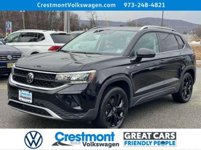Certified 2022 Volkswagen Taos SE w/ Panoramic Sunroof Package