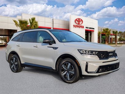 Used 2023 Kia Sorento EX w/ Panoramic Sunroof Package