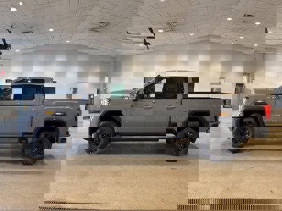 New 2025 GMC Sierra 3500 AT4 w/ AT4 Premium Plus Package