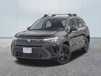 New 2025 Volkswagen Taos SE