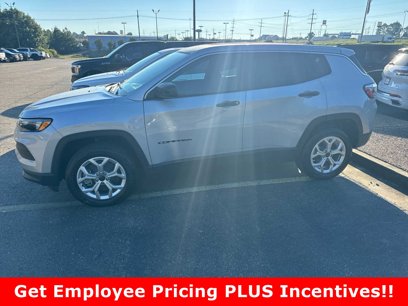 New 2025 Jeep Compass Sport