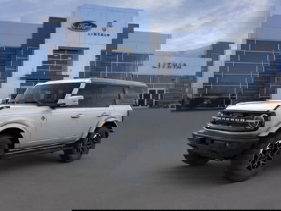 New 2024 Ford Bronco Outer Banks
