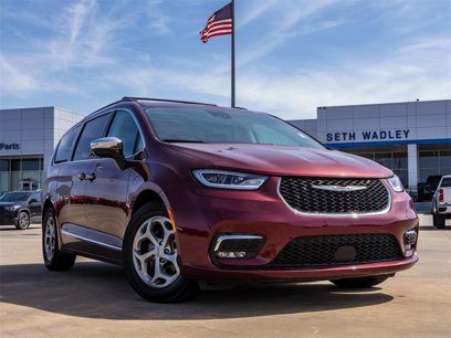 Used 2023 Chrysler Pacifica Limited