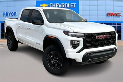 New 2025 GMC Canyon Elevation w/ Convenience Package
