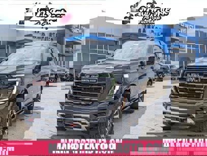 New 2025 GMC Yukon AT4 Ultimate w/ LPO, Floor Liner Package