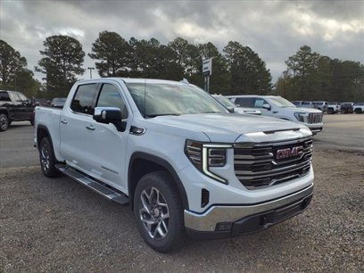 New 2025 GMC Sierra 1500 SLT