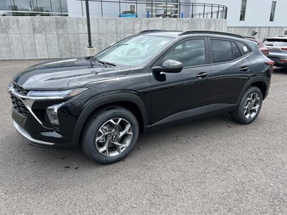 New 2025 Chevrolet Trax LT