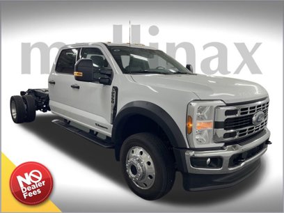 New 2025 Ford F550 4x4 Crew Cab Super Duty w/ XLT Value Package