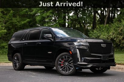 Used 2023 Cadillac Escalade ESV V w/ LPO, ONYX Package
