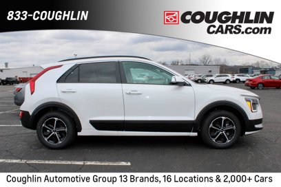 New 2025 Kia Niro EX