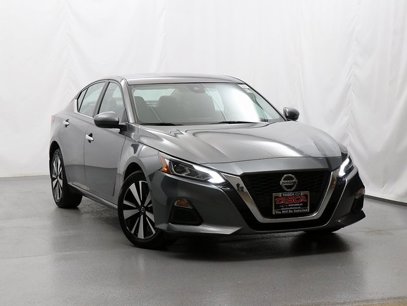 Used 2022 Nissan Altima 2.5 SV