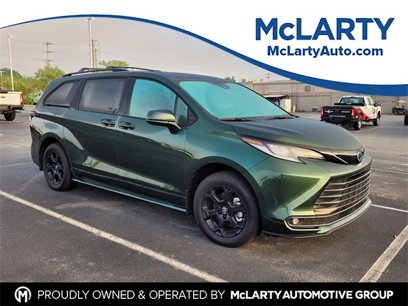 Used 2025 Toyota Sienna AWD