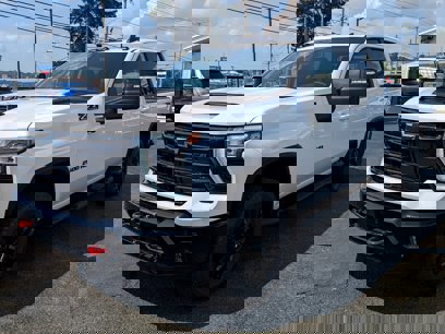 New 2025 Chevrolet Silverado 2500 LT w/ Trail Boss Package