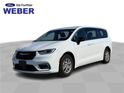 Used 2024 Chrysler Pacifica Touring-L
