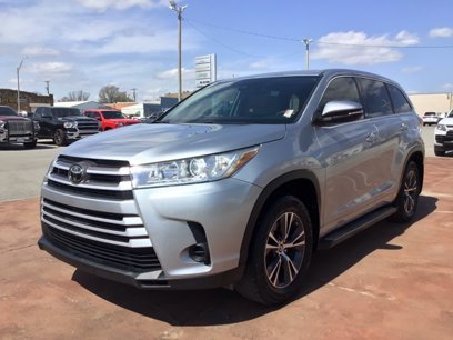 Used 2018 Toyota Highlander LE