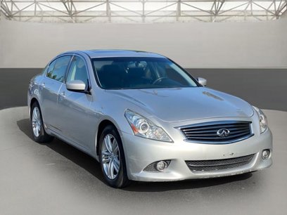 Used 2012 INFINITI G37 Journey w/ Premium Pkg