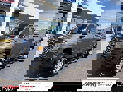 Used 2019 GMC Canyon SLE w/ SLE Convenience Package