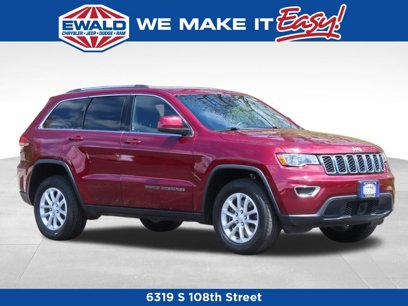Used 2021 Jeep Grand Cherokee Laredo