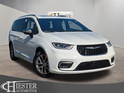 New 2025 Chrysler Pacifica Pinnacle