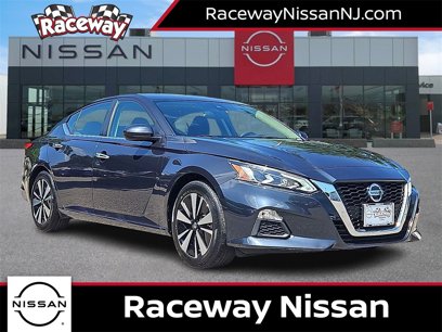 Used 2022 Nissan Altima 2.5 SV