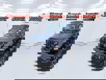 New 2025 Jeep Wrangler Unlimited Rubicon w/ Technology Group