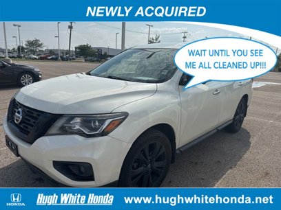 Used 2018 Nissan Pathfinder SL w/ Midnight Edition Floor Mats