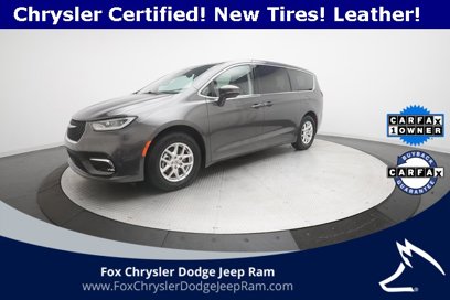 Certified 2023 Chrysler Pacifica Touring-L