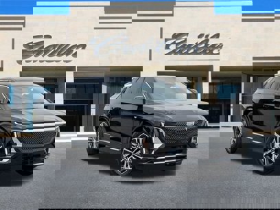 New 2025 Cadillac Lyriq Luxury