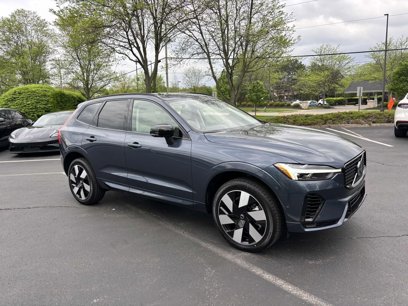 New 2025 Volvo XC60 T8 Plus w/ Protection Package Premier