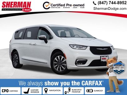 Certified 2023 Chrysler Pacifica Limited