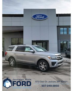 New 2024 Ford Expedition XLT