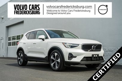 Certified 2025 Volvo XC40 B5 Plus