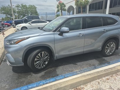 Used 2020 Toyota Highlander Platinum